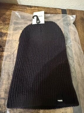 Vuori Black Ribbed Knit Beanie unisex onesize
